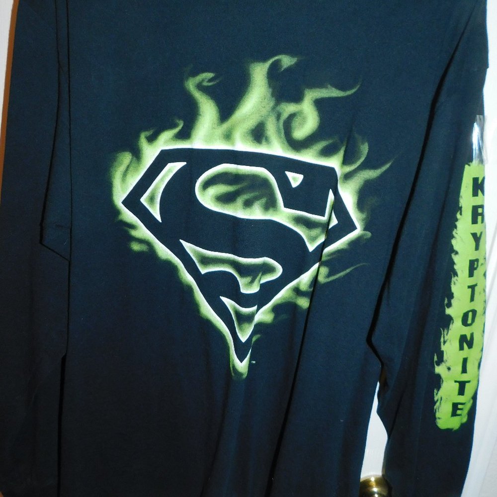 SUPERMAN KRYPTONITE  LONG SLEEVE T SHIRT   SIZE L